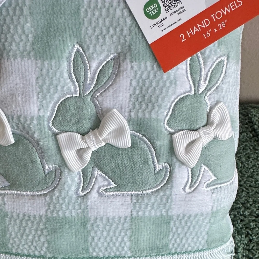 Caro Home Easter Bunny 🐰 Hand Towels Mint Green & White Check Set of 2 NEW!